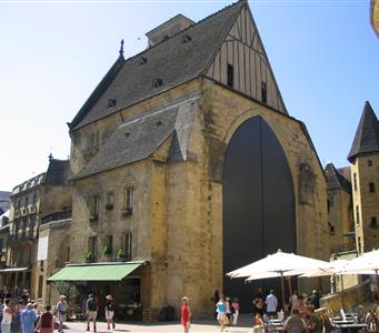 Sarlat proche du Château Hôtel 3 étoiles Restaurant La Fleunie à Condat-sur-Vezere proche des Grottes de Lascaux et Sarlat en Dordogne - Périgord Noir