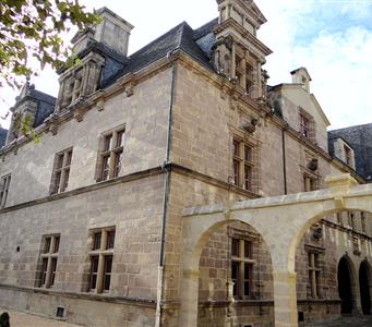 Le Périgord - A voir, à faire à proximité du Château Hôtel 3 étoiles Restaurant La Fleunie à Condat-sur-Vezere proche des Grottes de Lascaux et Sarlat en Dordogne - Périgord Noir