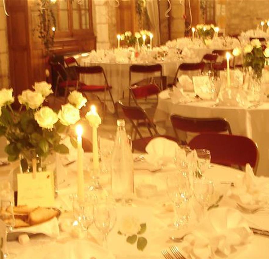 Repas de famille - reception de groupe en Dordogne au chateau la Fleunie - Château la fleunie