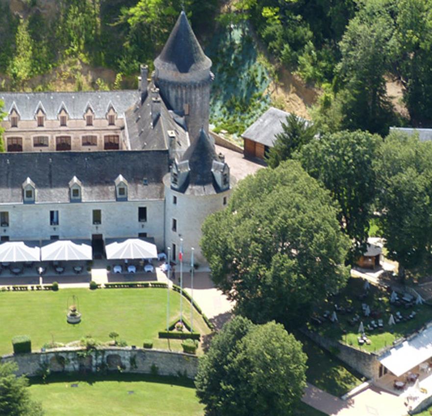 Château Hôtel 4 étoiles Restaurant La Fleunie à Condat-sur-Vezere proche des Grottes de Lascaux et Sarlat en Dordogne - Périgord Noir - Château la fleunie