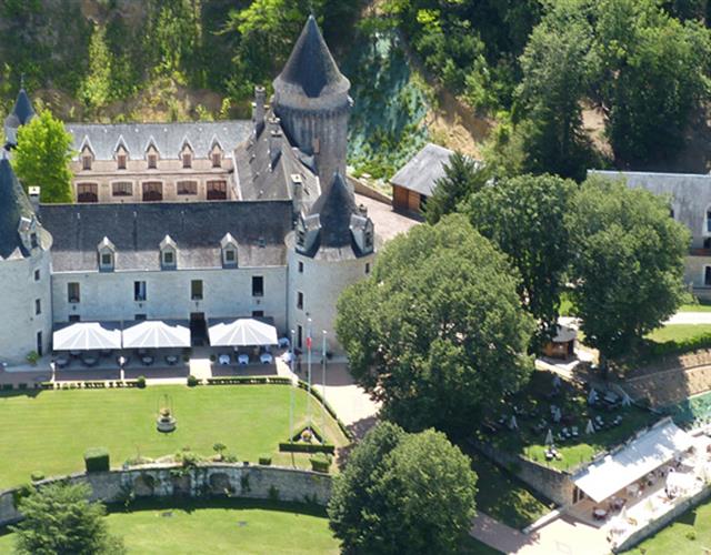Château Hôtel 4 étoiles Restaurant La Fleunie à Condat-sur-Vezere proche des Grottes de Lascaux et Sarlat en Dordogne - Périgord Noir - Château la fleunie
